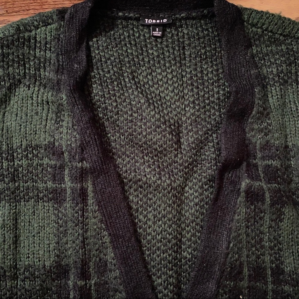 Torrid Green & Black Plaid Open Front Cardigan (1) - Picture 7 of 12